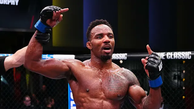 Khamzat Chimaev vs Dricus du Plessis